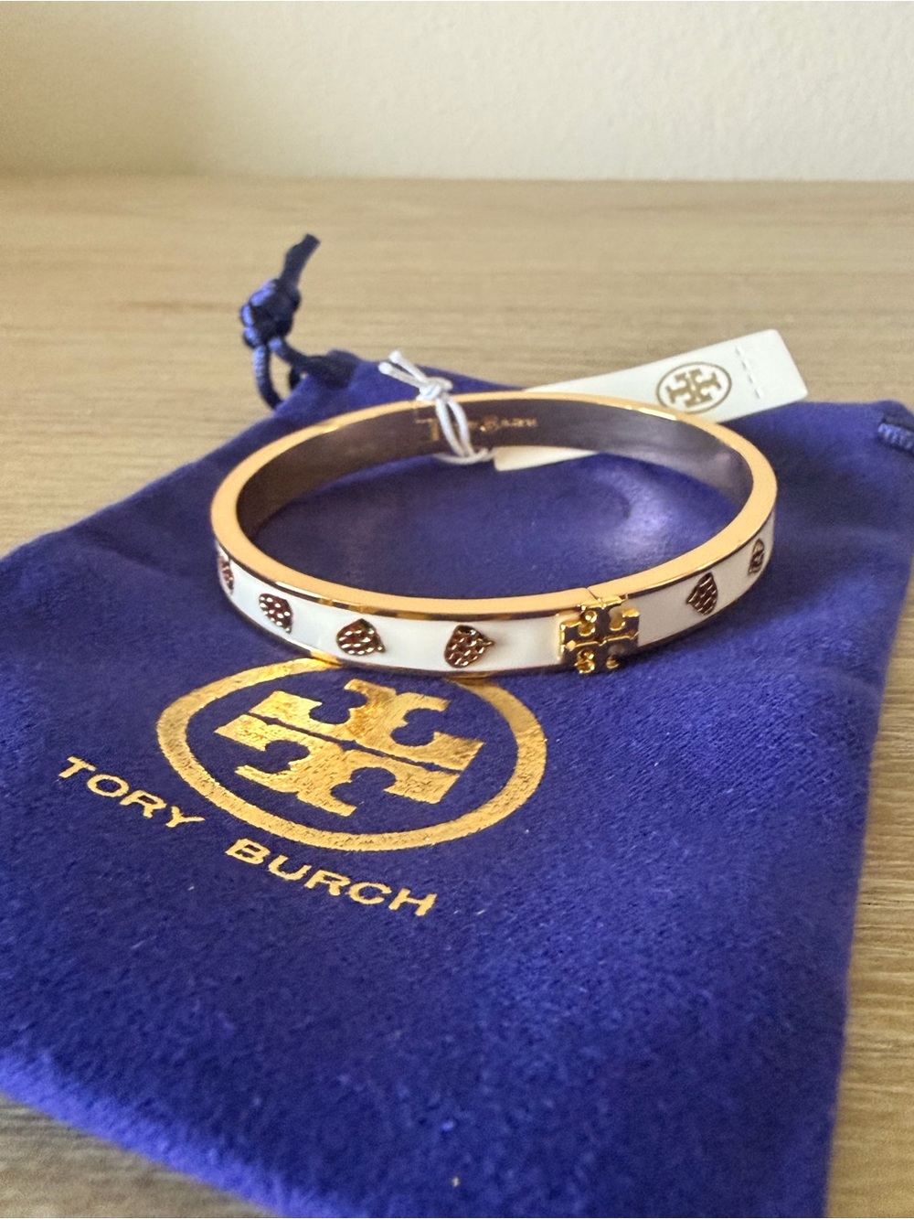 Tory Burch White Enamel Strawberry Hinged Bangle Bracelet Gold Tone New